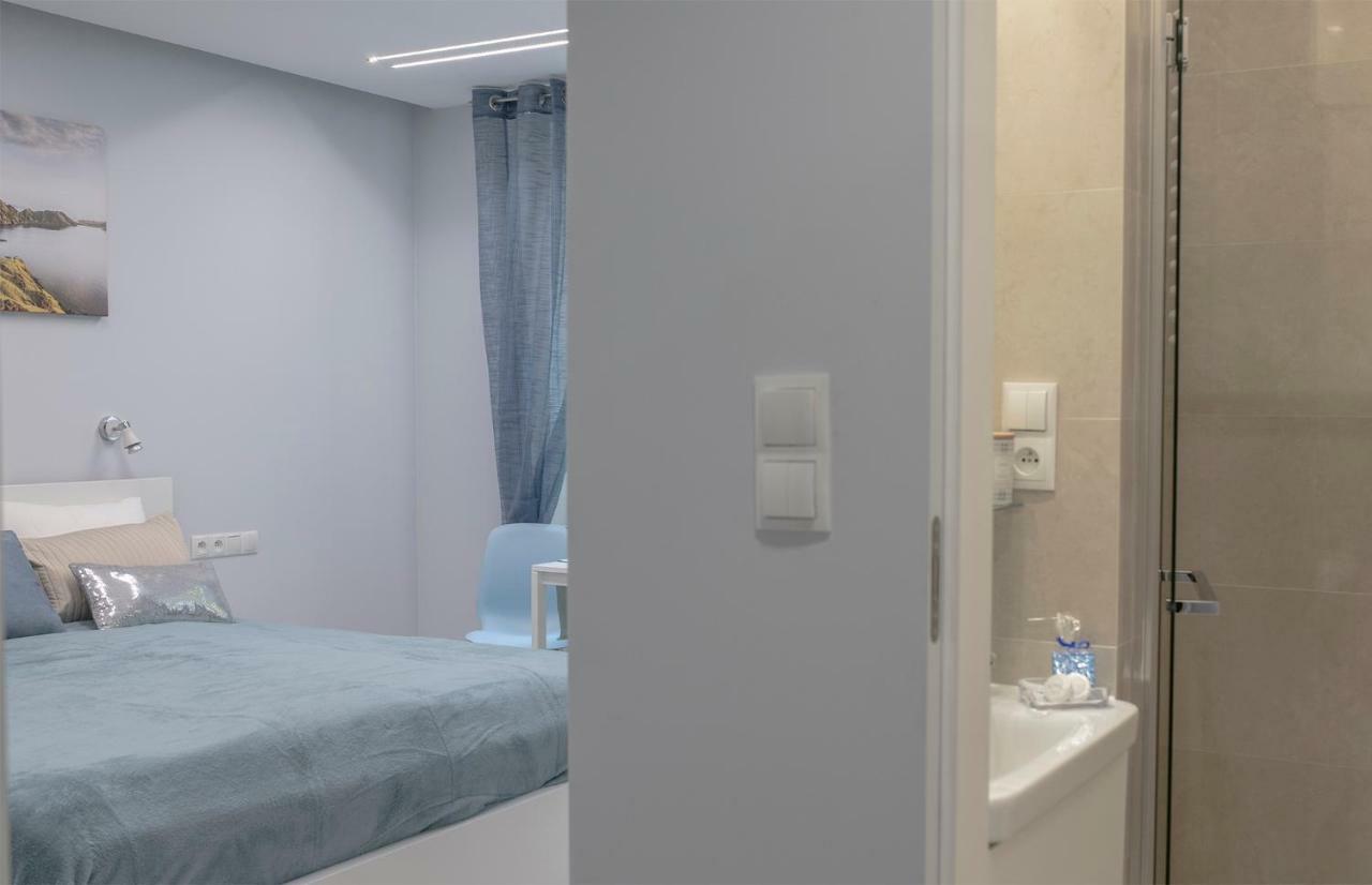 Wlr Apartments - Hoza I Варшава Екстериор снимка
