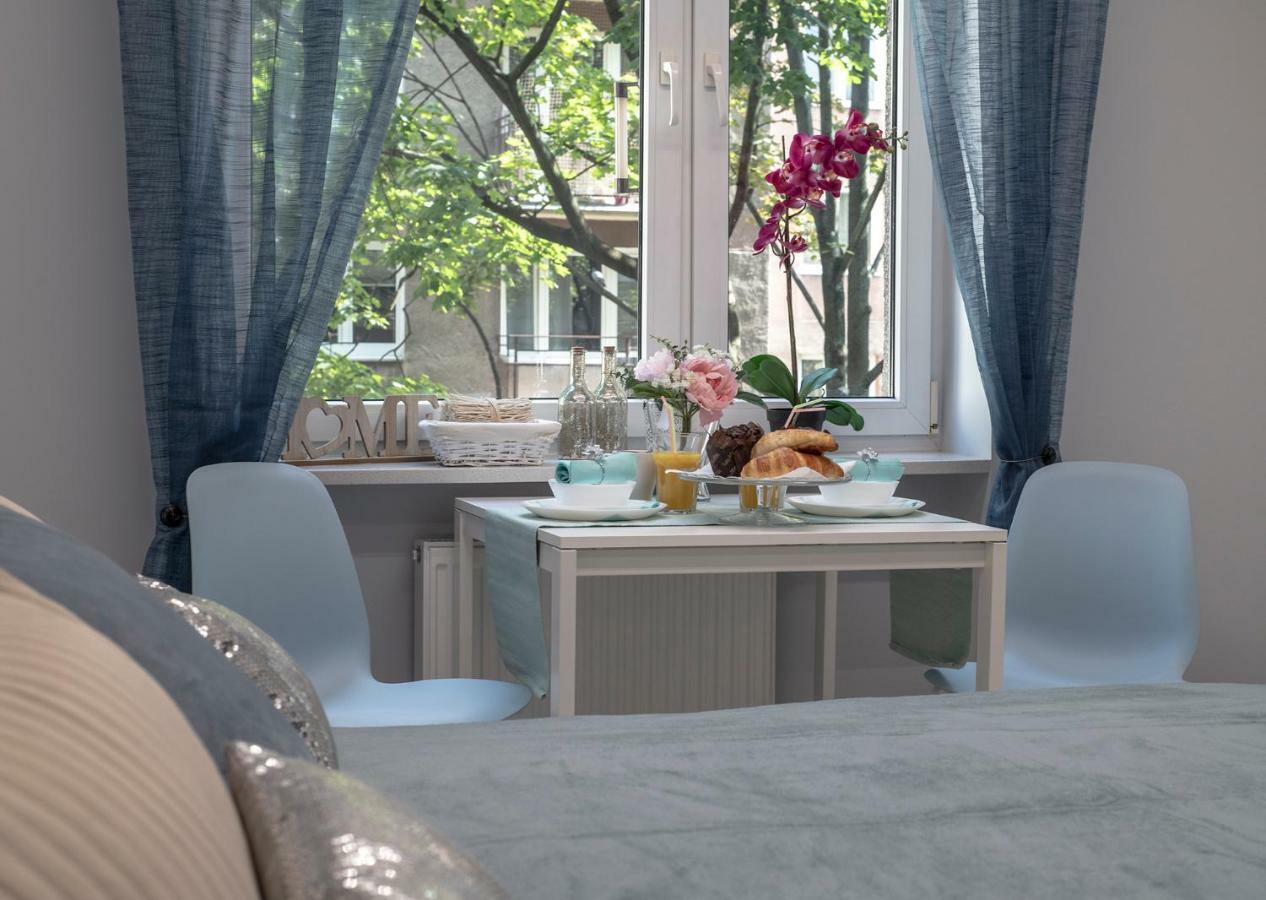 Wlr Apartments - Hoza I Варшава Екстериор снимка