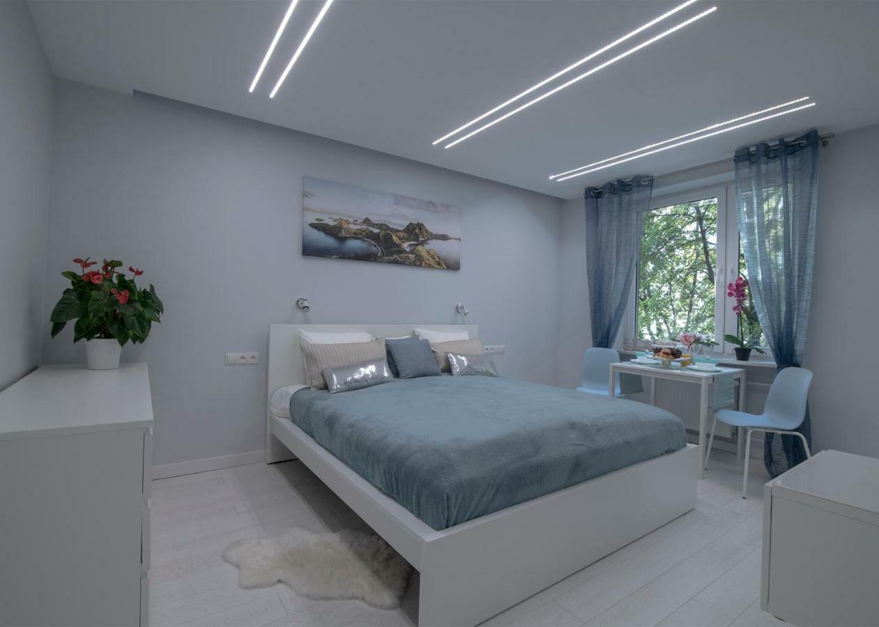 Wlr Apartments - Hoza I Варшава Екстериор снимка