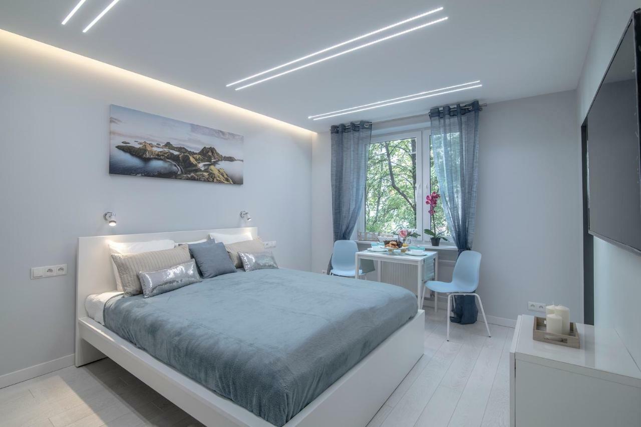 Wlr Apartments - Hoza I Варшава Екстериор снимка