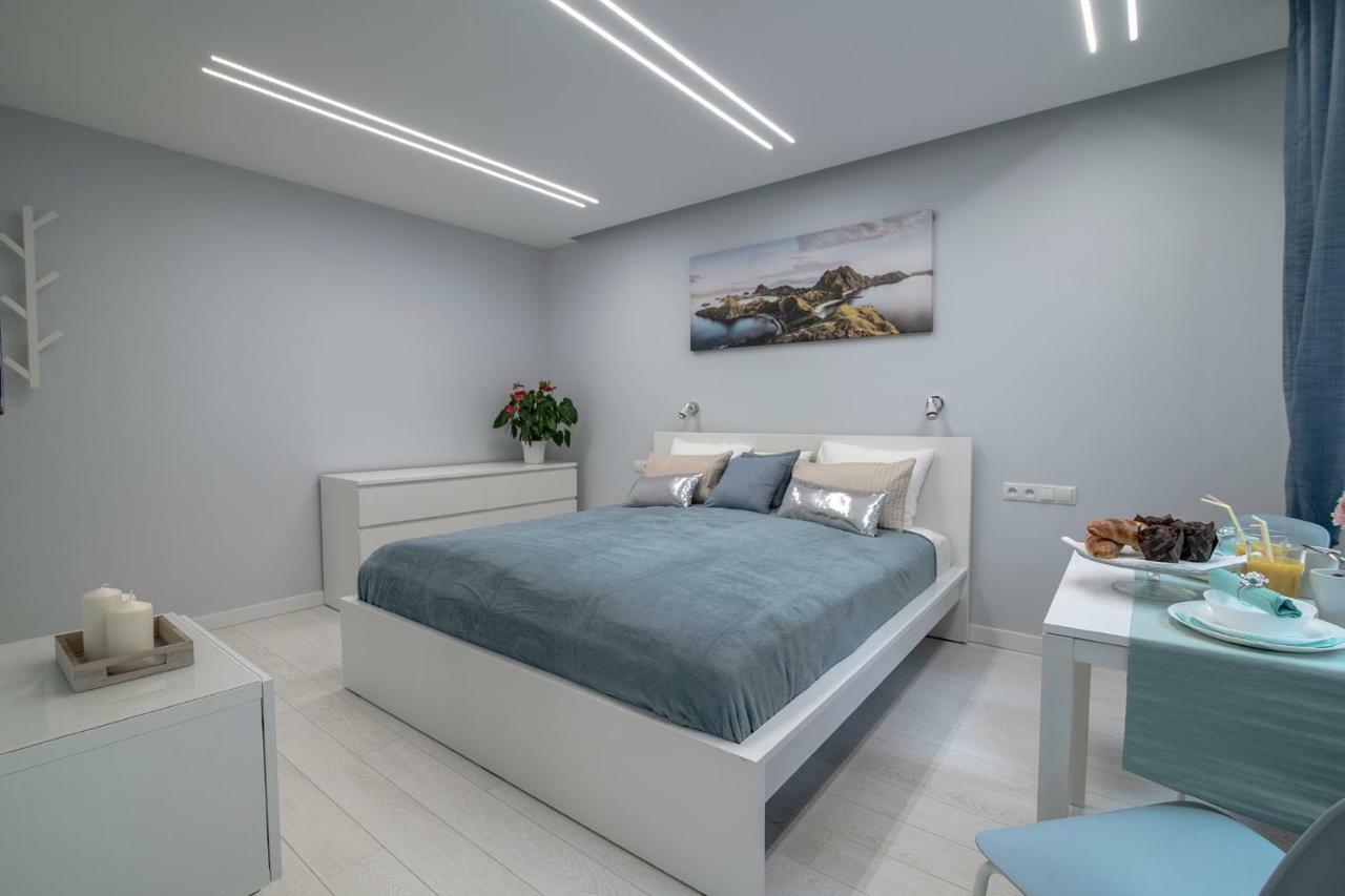 Wlr Apartments - Hoza I Варшава Екстериор снимка