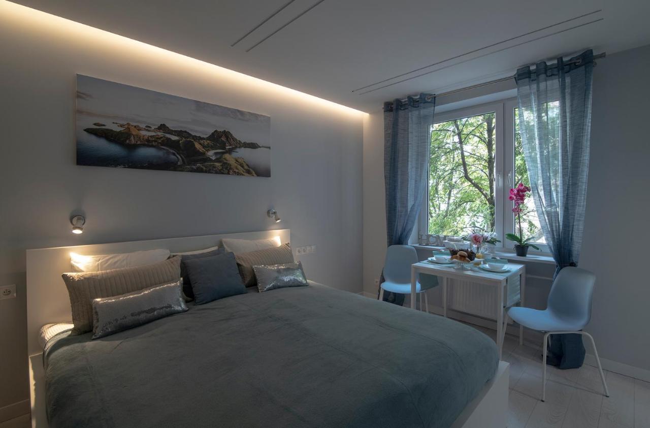 Wlr Apartments - Hoza I Варшава Екстериор снимка