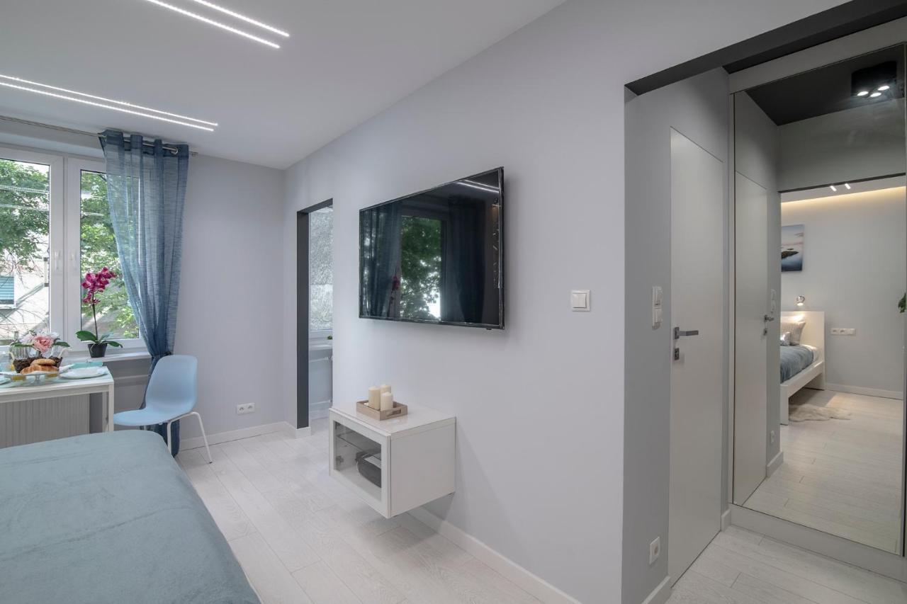 Wlr Apartments - Hoza I Варшава Екстериор снимка